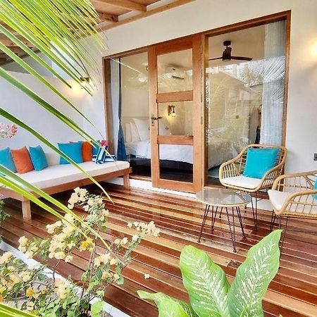 Seaside Dhigurah Hotel Dhigurah  Buitenkant foto