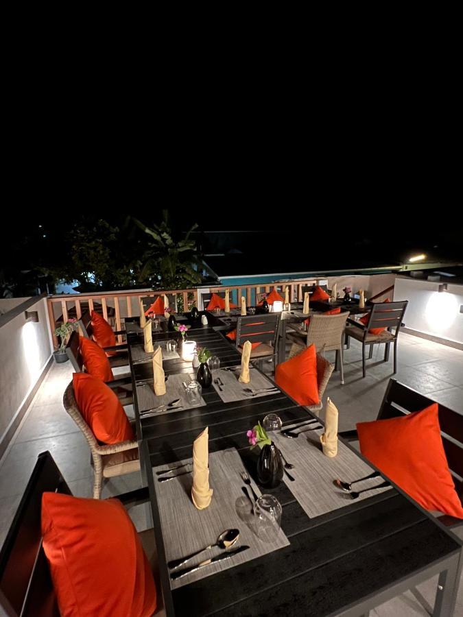 Seaside Dhigurah Hotel Dhigurah  Buitenkant foto